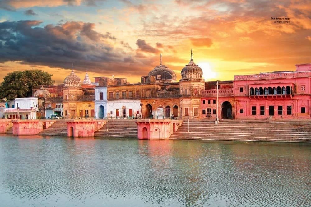 Ram Mandir – Kashi Vishwanath Tour.